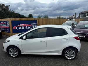 Mazda Mazda2 thumbnail