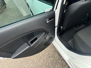 Mazda Mazda2 thumbnail