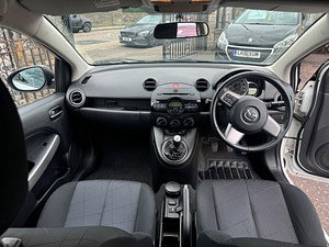Mazda Mazda2 thumbnail