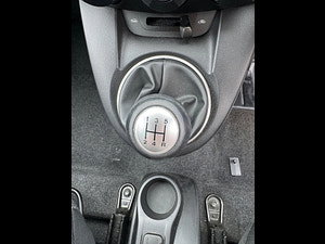 Mazda Mazda2 thumbnail