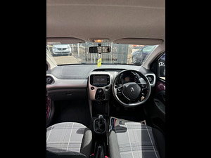 Peugeot 108 thumbnail