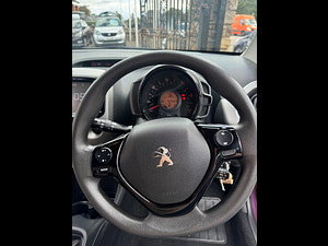 Peugeot 108 thumbnail