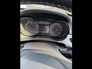 Vauxhall Corsa thumbnail