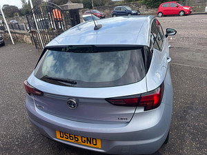 Vauxhall Astra thumbnail