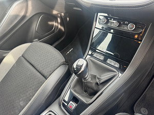 Vauxhall Grandland X thumbnail