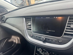 Vauxhall Grandland X thumbnail