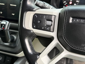 Land Rover DEFENDER 110 thumbnail