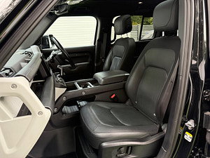 Land Rover DEFENDER 110 thumbnail