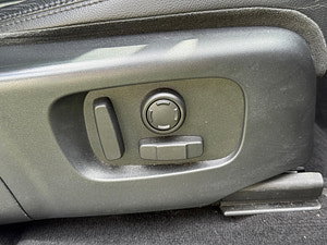 Land Rover Range Rover Evoque thumbnail