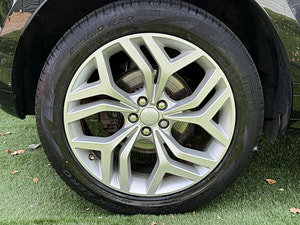 Land Rover Range Rover Evoque thumbnail