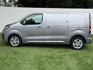 Vauxhall Vivaro thumbnail