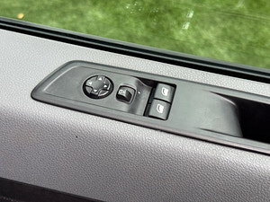 Vauxhall Vivaro thumbnail