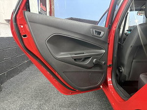 Ford Fiesta thumbnail