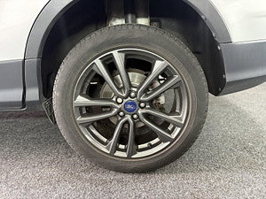 Ford Kuga thumbnail