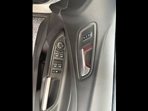 Ford Kuga thumbnail