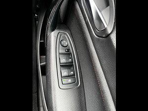 BMW 1 Series thumbnail