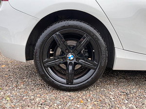 BMW 1 Series thumbnail