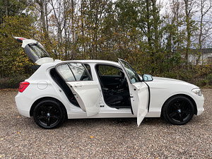 BMW 1 Series thumbnail