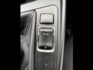 BMW 1 Series thumbnail