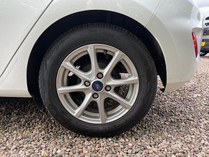 Ford Fiesta thumbnail