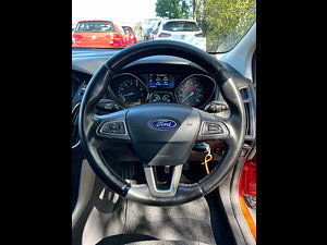 Ford Focus thumbnail