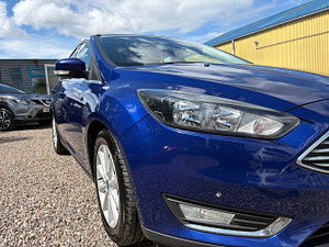Ford Focus thumbnail