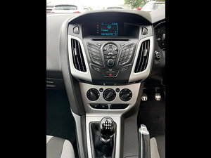 Ford Focus thumbnail