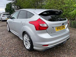Ford Focus thumbnail