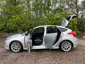 Ford Focus thumbnail