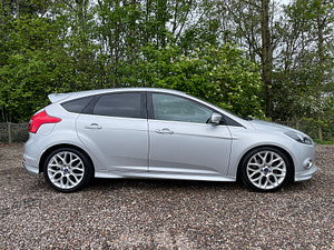 Ford Focus thumbnail
