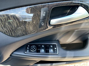 Mercedes-Benz CLS thumbnail