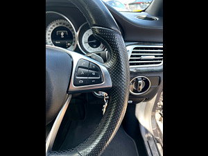 Mercedes-Benz CLS thumbnail