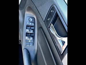 Mercedes-Benz M Class thumbnail