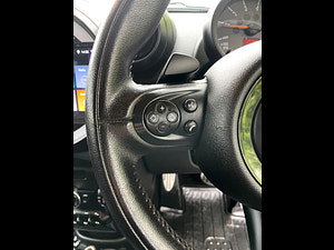 MINI Countryman thumbnail