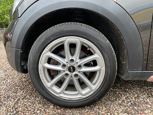 MINI Countryman thumbnail
