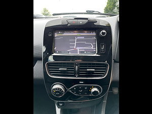 Renault Clio thumbnail