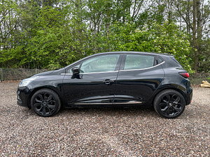 Renault Clio thumbnail