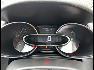 Renault Clio thumbnail