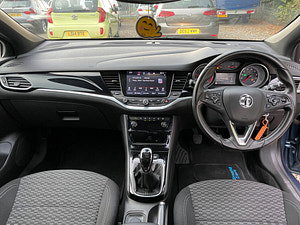 Vauxhall Astra thumbnail