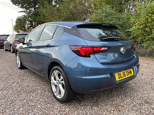 Vauxhall Astra thumbnail