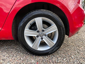 Volkswagen Golf thumbnail