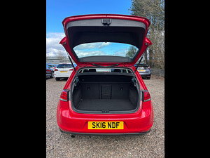 Volkswagen Golf thumbnail
