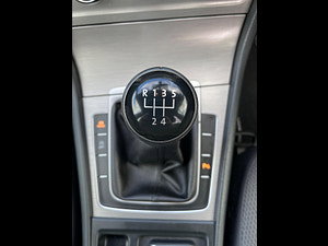 Volkswagen Golf thumbnail