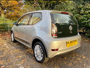 Volkswagen up! thumbnail