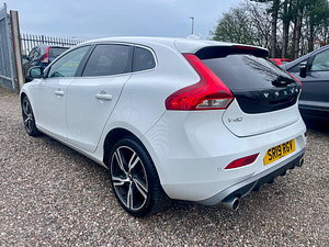 Volvo V40 thumbnail
