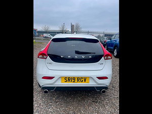 Volvo V40 thumbnail