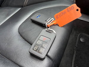 Volvo V40 Cross Country thumbnail