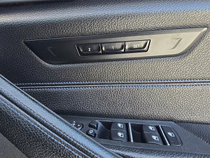 BMW 5 Series thumbnail