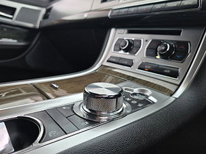 Jaguar XF thumbnail