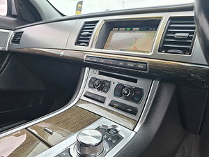 Jaguar XF thumbnail